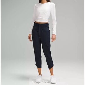 LULULEMON Dance Studio Crop 25” Black Size 8